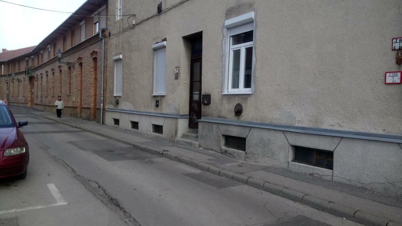 Jazmin Apartman Pécs Exterior photo